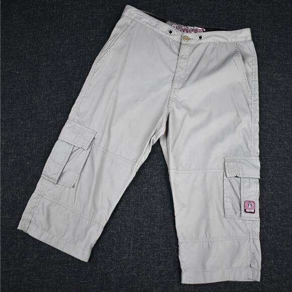 Y2K vintage Volcom light khaki skater low rise cargo capri pants Junior's size 5 - Picture 1 of 9